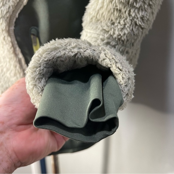 Columbia Sherpa Fleece Full Zip Stylish Green Jacket Women Small Hiking Camping - Picture 6 of 11